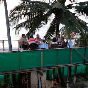  Guest house Seashore Homely And Restaurant